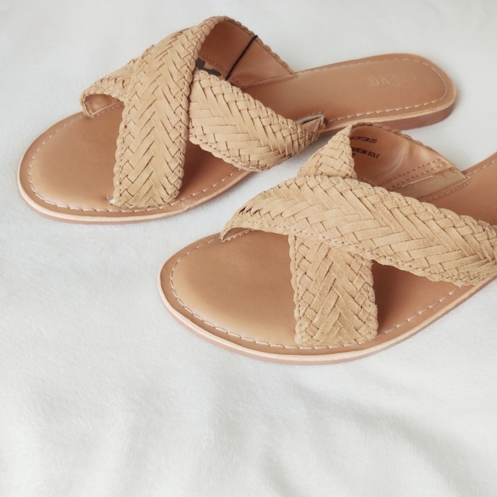 Crevo Audra Braided Criss-Cross Suede Saldals in Tan